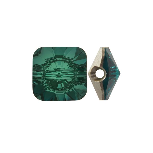 Nasturi Swarovski 3009 Verde Emerald F (205) 10 mm